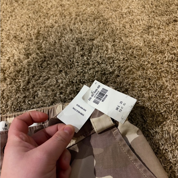 NWT Ultra High Rise Hollister Women’s Desert Camo Edgy Aesthetic Joggers Size M - Picture 3 of 7